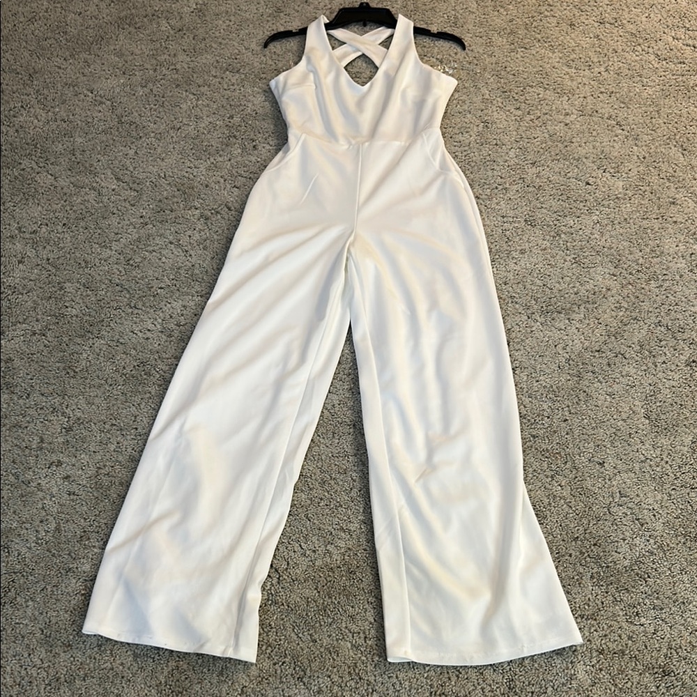 Modern White Halter Jumpsuit with Wide-Leg Silhouette